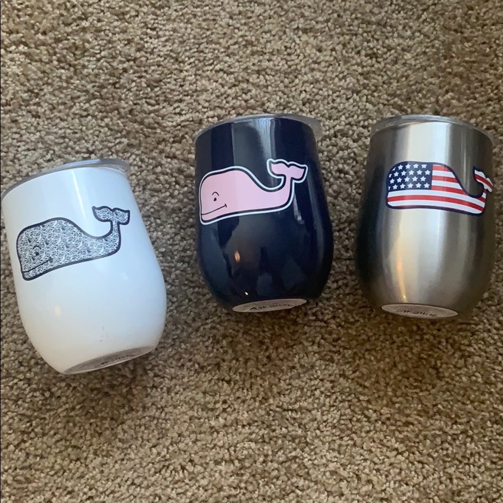 Vineyard Vines lidded wine tumbler